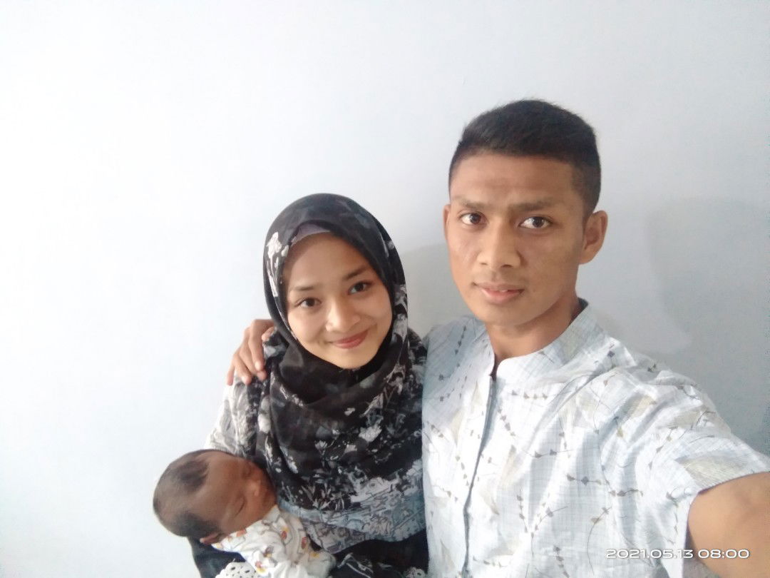 Rena Nurhasanah profile icon