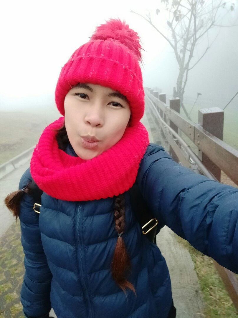 Triyani profile icon