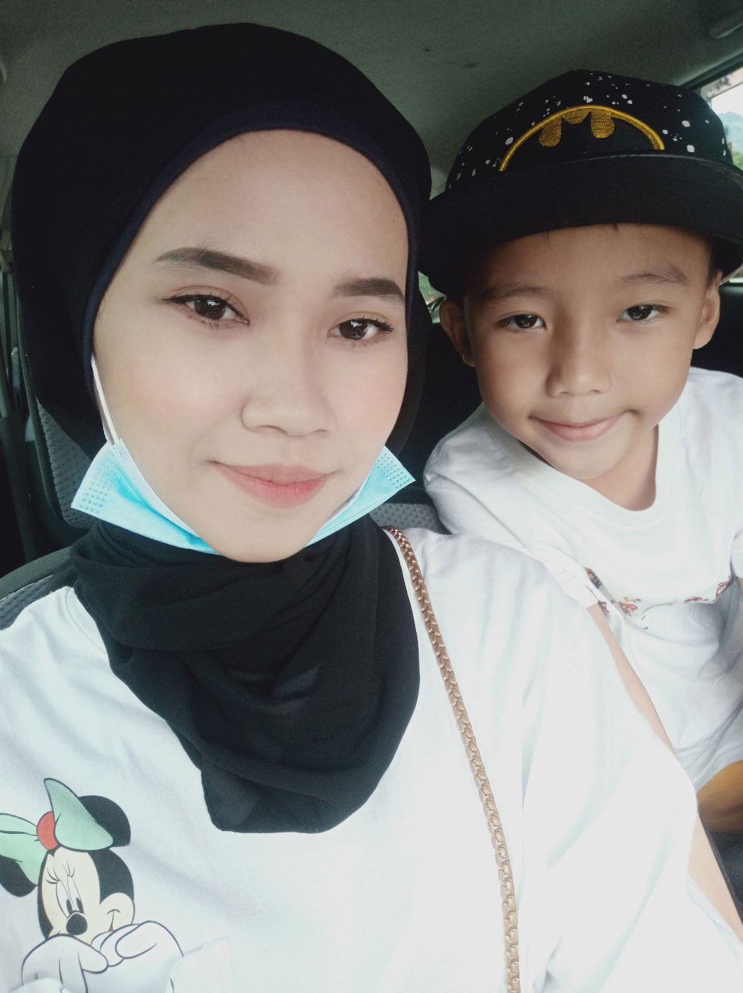 Siti Atie profile icon