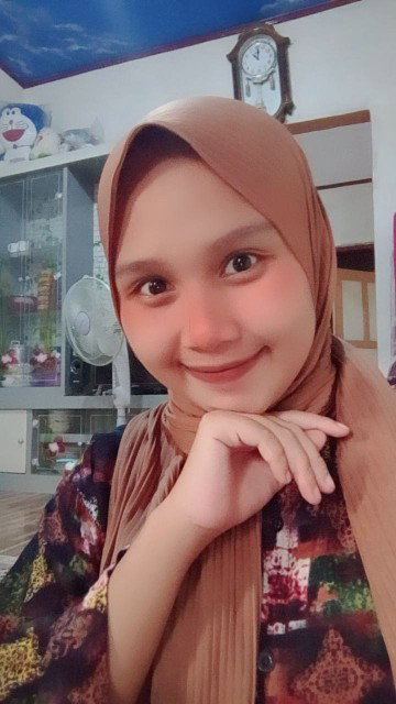 Ida farida profile icon