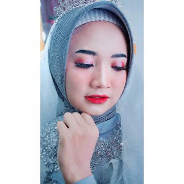 Popy Puspitasari profile icon