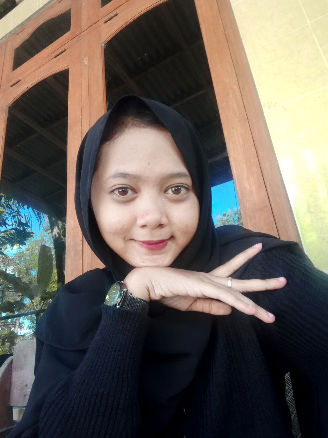 Yulia Dewi profile icon