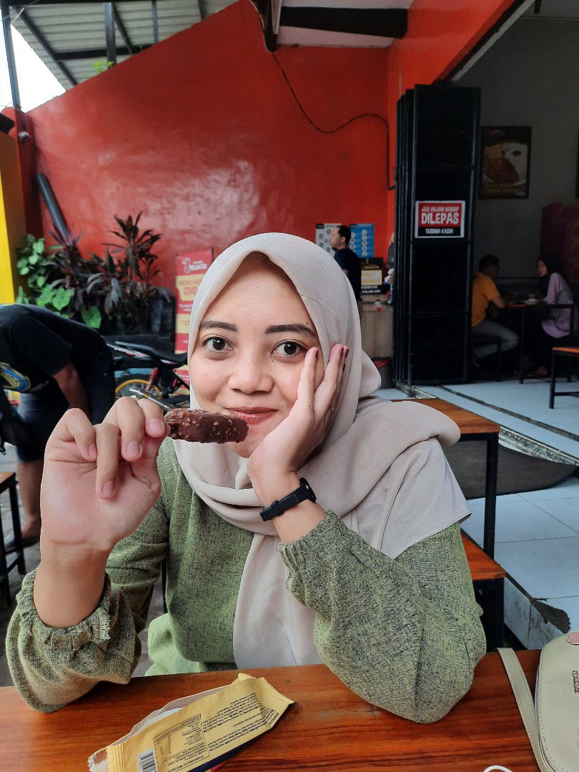 Ny. Isna Baihaqi profile icon