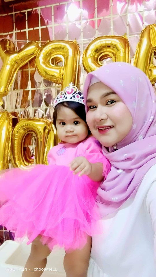 QasehQu Rose Zaimah profile icon