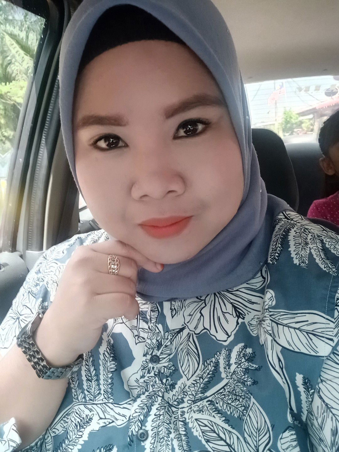 Suzie Liyana profile icon