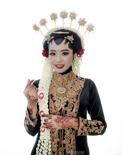 Rani Sari profile icon