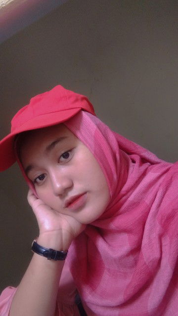 Indah Nur Pratiwi profile icon