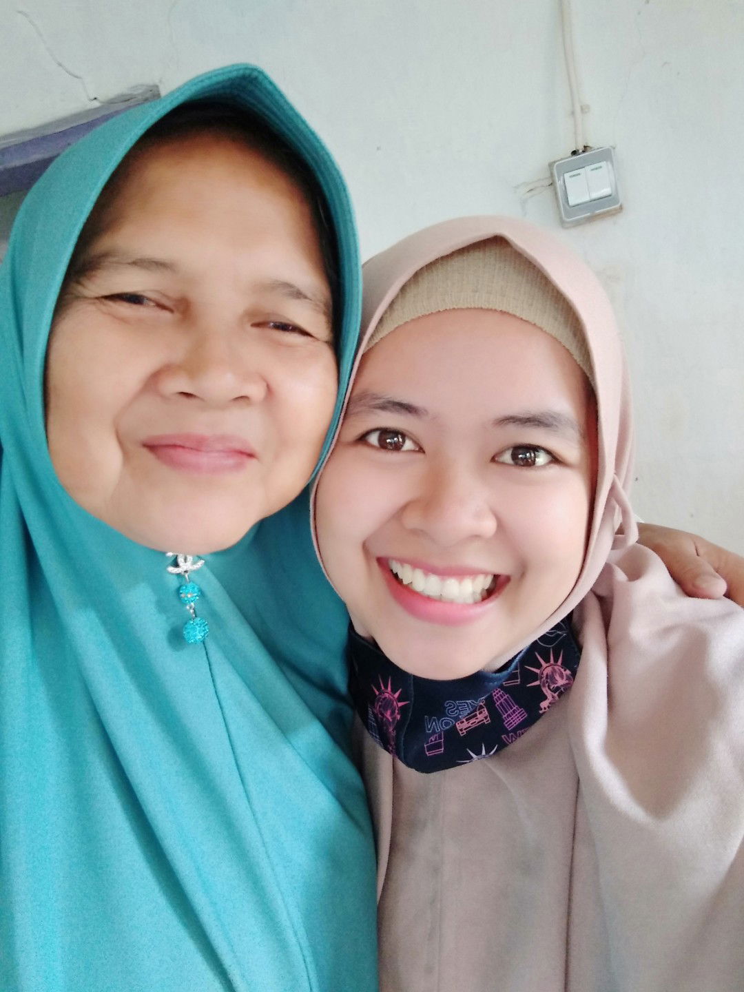 Galieh purwitasari profile icon