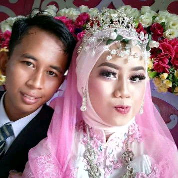 Devi murni Ningsih profile icon