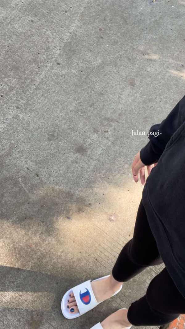 Aziza Nurul profile icon