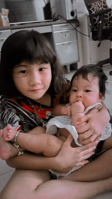 Zee Bee profile icon