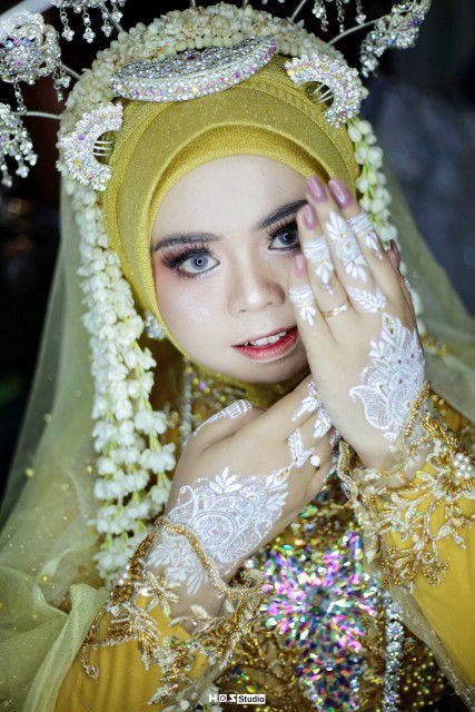 Yuliana Ana profile icon