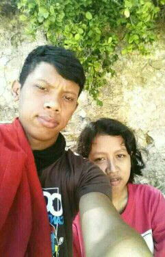 yulinar wahyu puspitasari profile icon