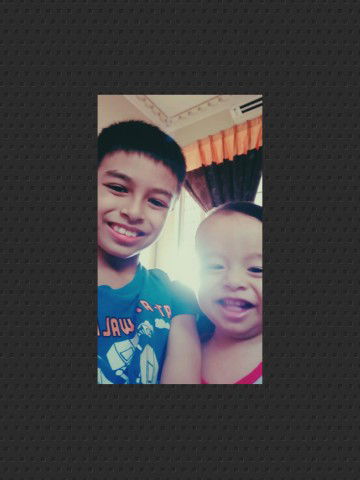 siti safiah binti mohd razi profile icon