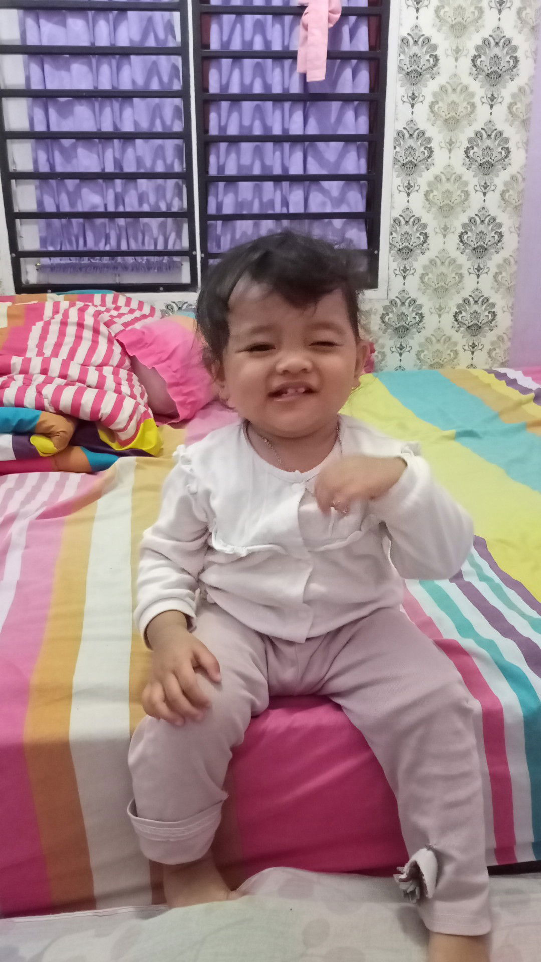 Opi Cantik profile icon