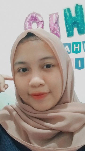 nivia fatiris profile icon