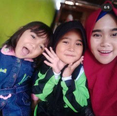 Desi Novianti profile icon