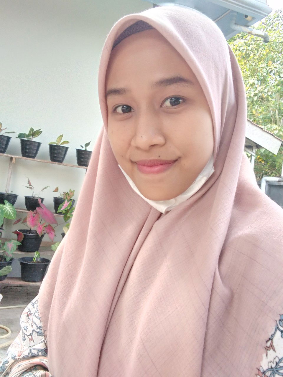 Sri ekawati profile icon