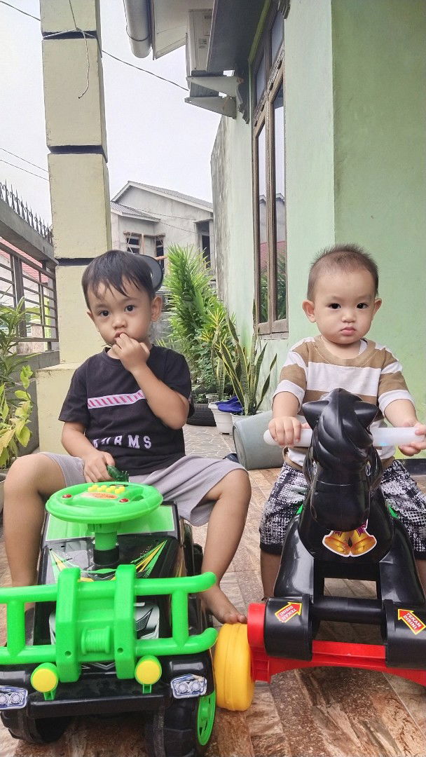 Yuli Anesti profile icon