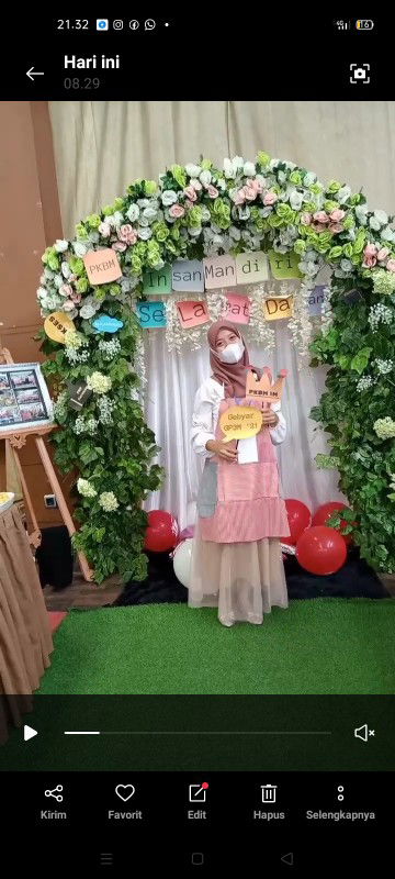 Elisa Zåbrăn ÀQrâ profile icon