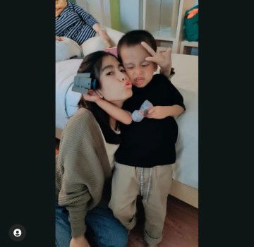 indah rafisky profile icon