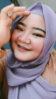 Vetty Cahyati profile icon