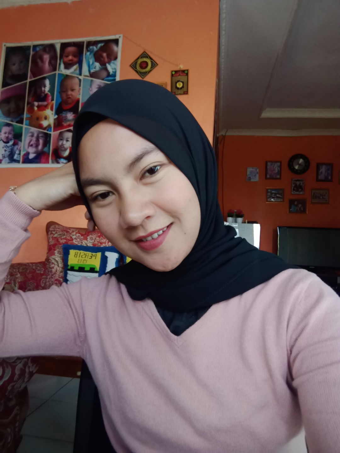 Asri Yanti profile icon