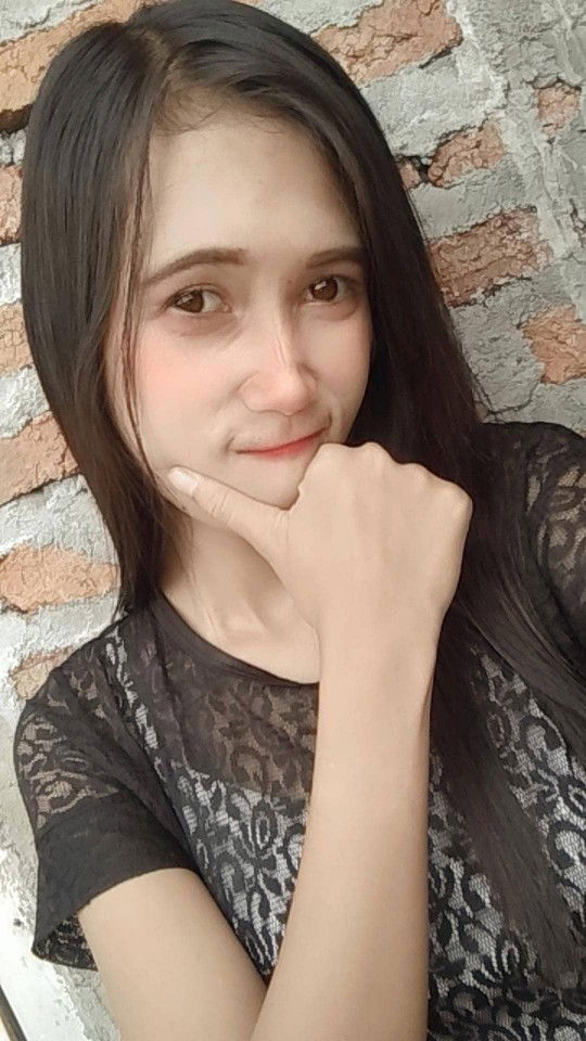 Sri Rahayu profile icon