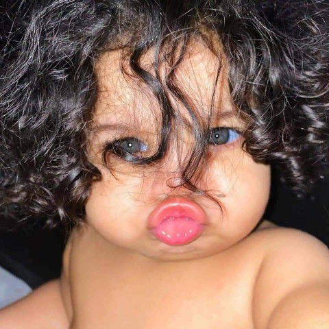 Chaca Zahari profile icon