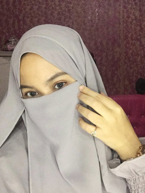 Dezy Musfiroh profile icon