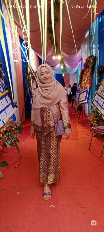 rohmawati profile icon