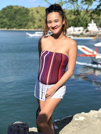 Charisse Constantino profile icon