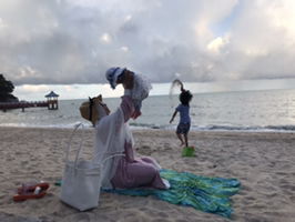 Ayu Apriyani profile icon