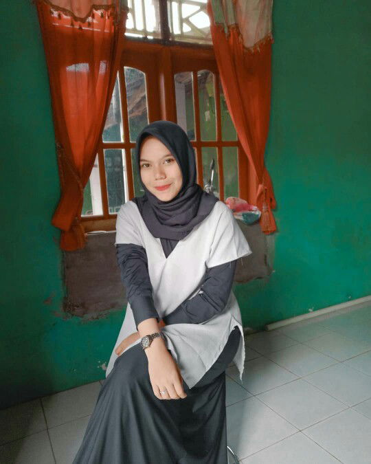 Lilis Rahmawati profile icon