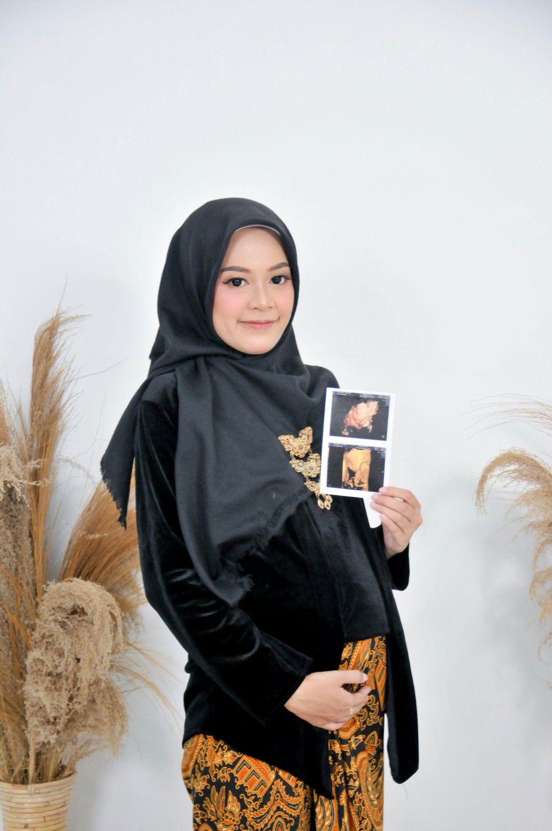 Sri Wahyuni profile icon