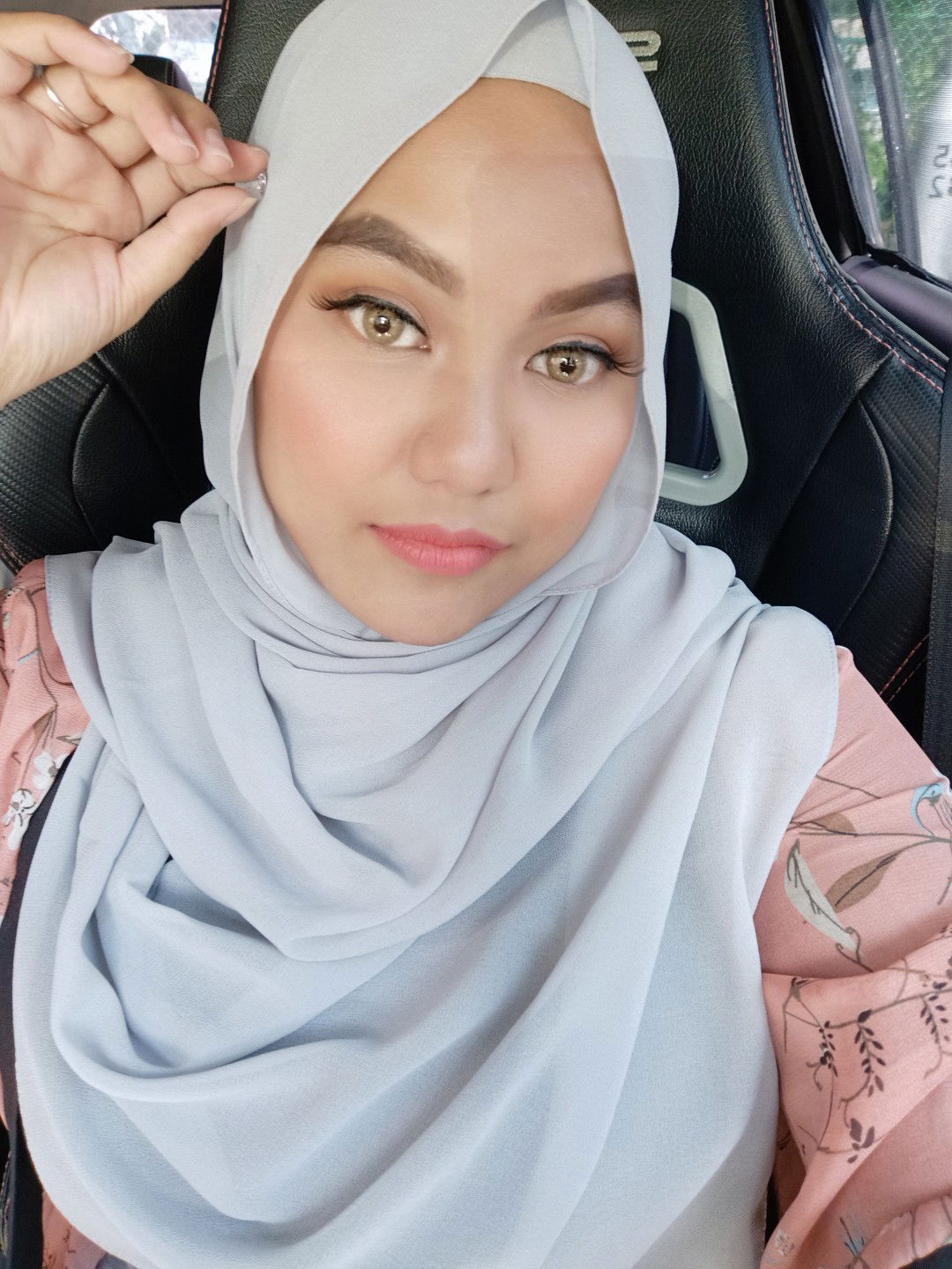 Yani Inay profile icon