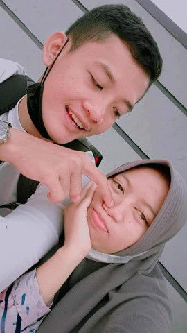 Devi Oktaviana Saputri profile icon