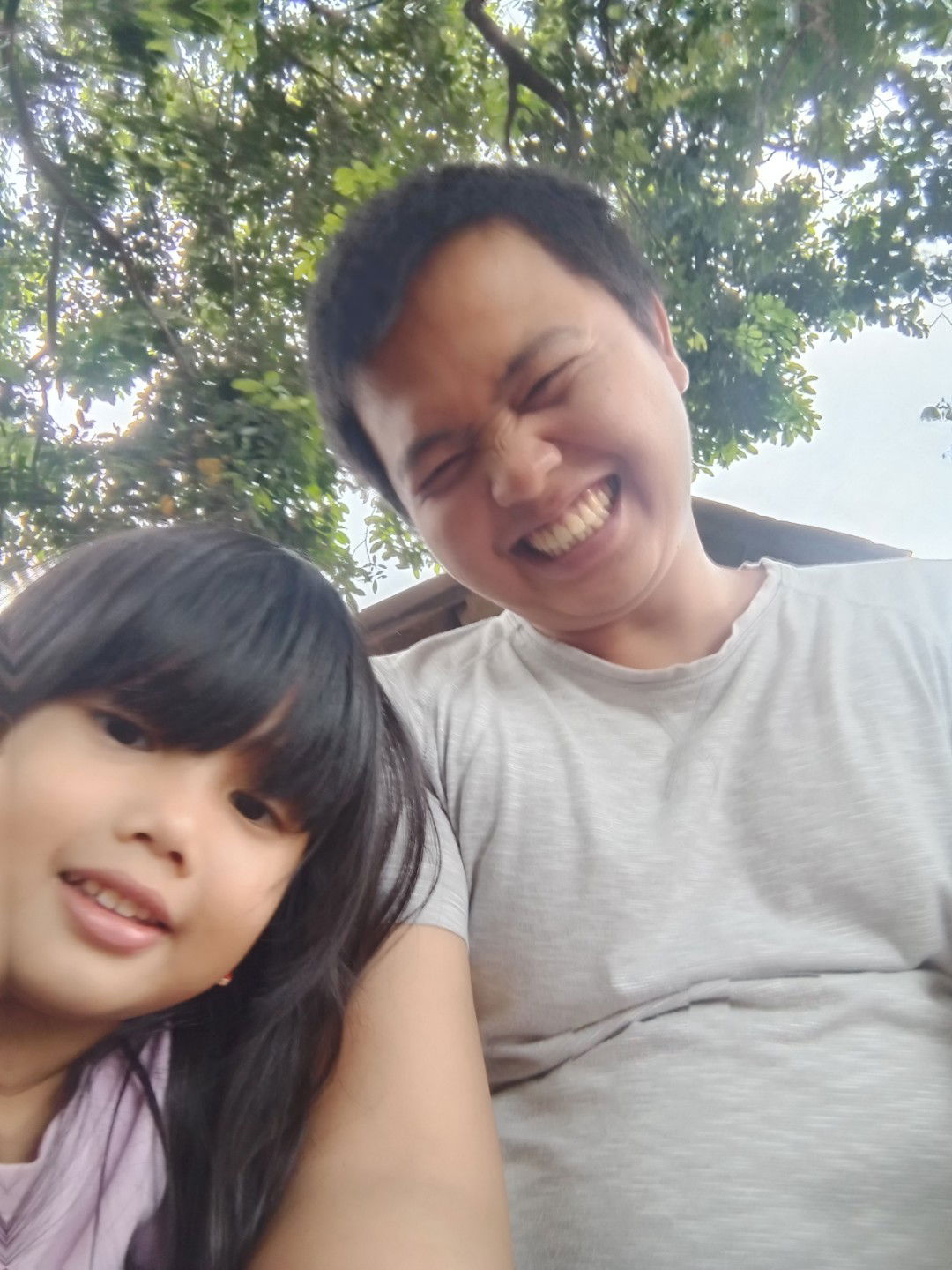 herli yuningsih profile icon