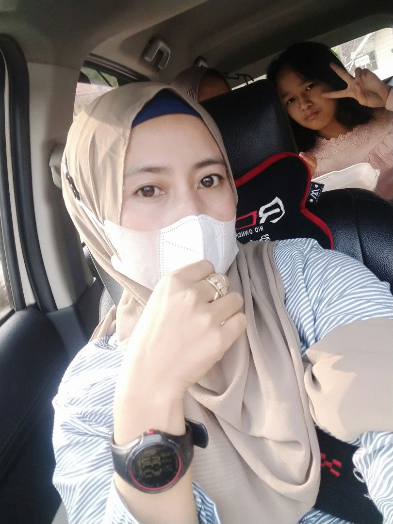 Rina Rin profile icon