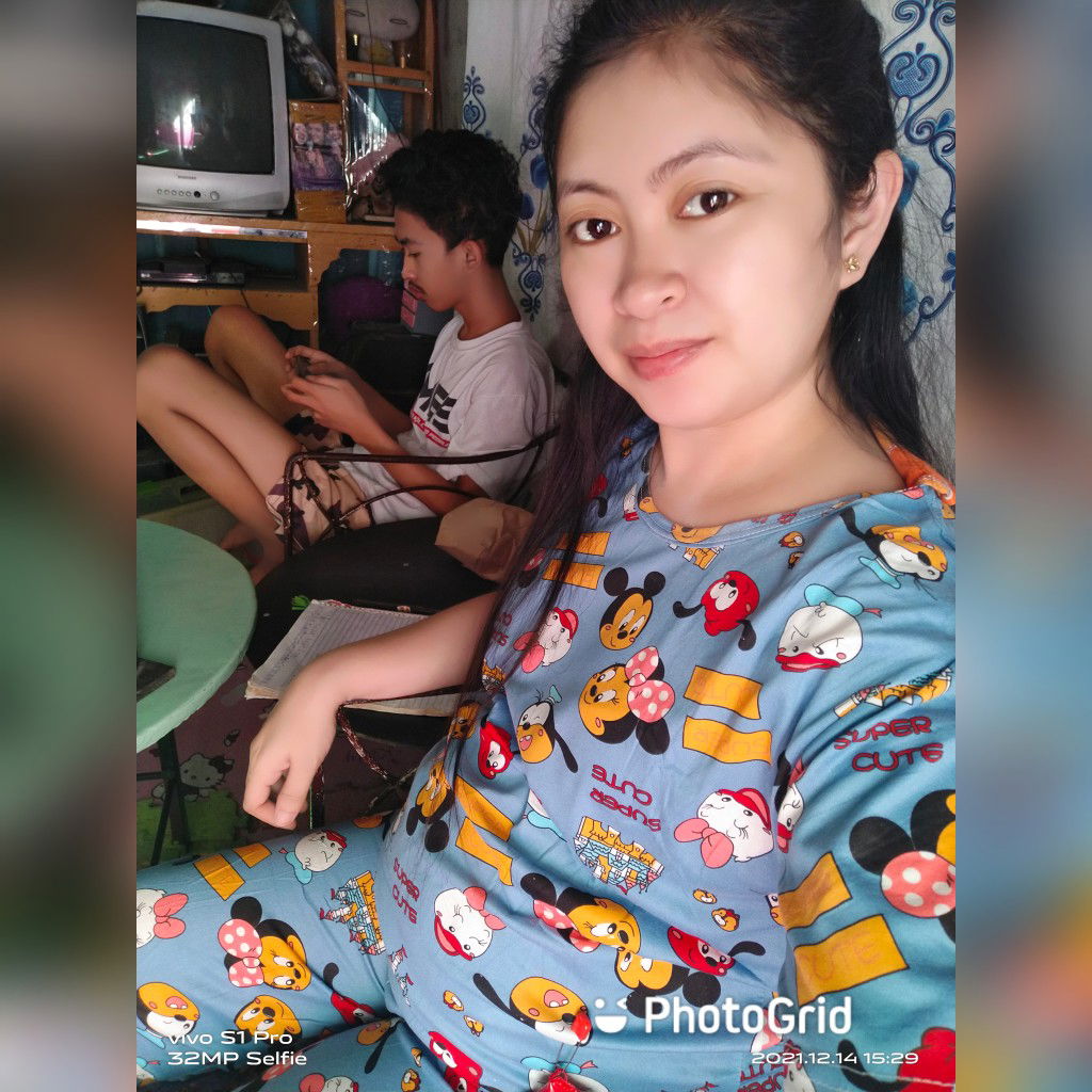 Rizzalyn Mirones profile icon