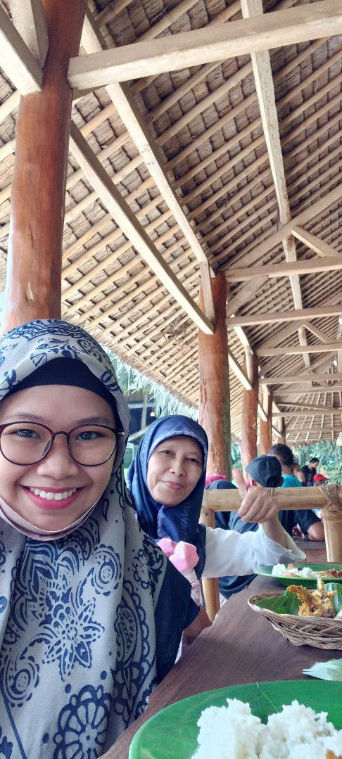 Fauziah Hajani profile icon