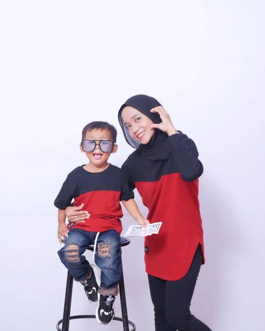 Rikah Aini profile icon