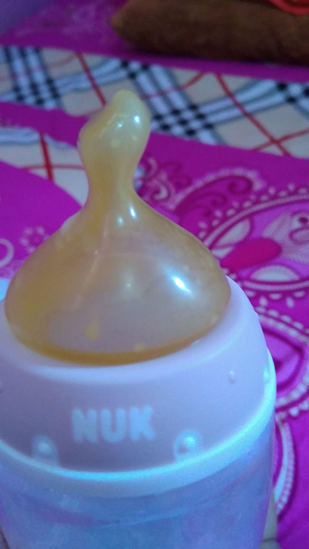 nipple nuk