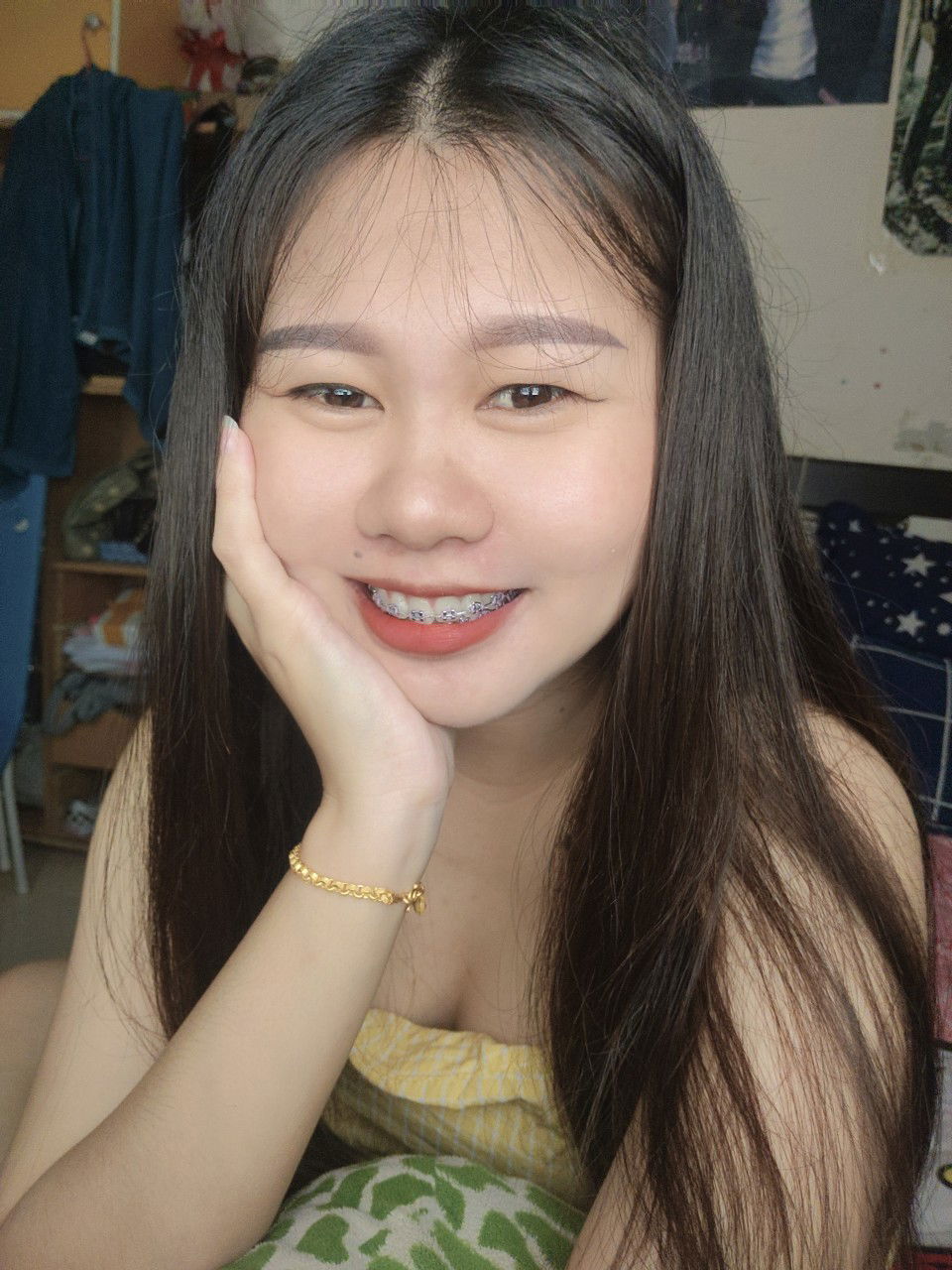 Nichakan Tonsin profile icon