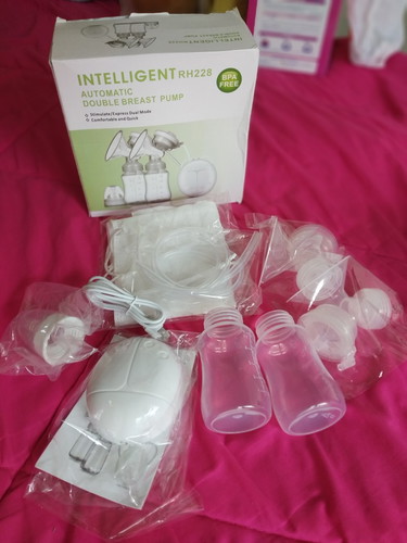 ส่งต่อค่ะ เครื่องปั้มนมไฟฟ้าคู่