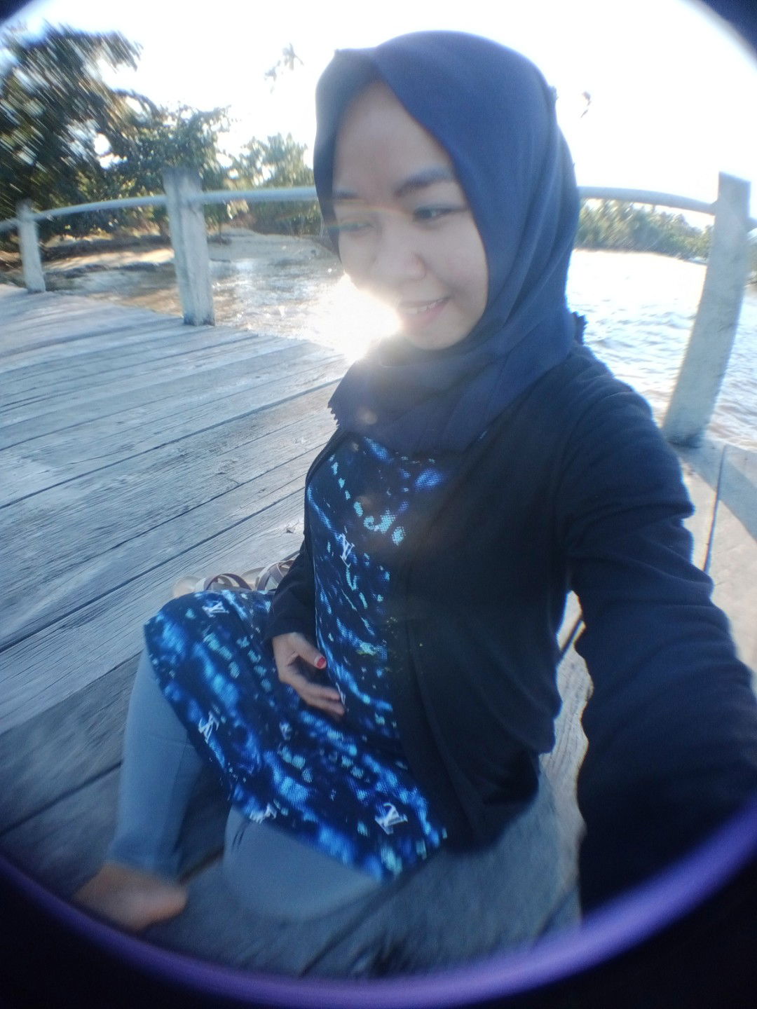 Nining hardianti profile icon