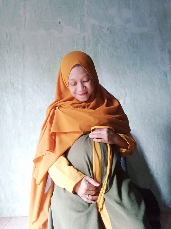 putri akmaliya profile icon