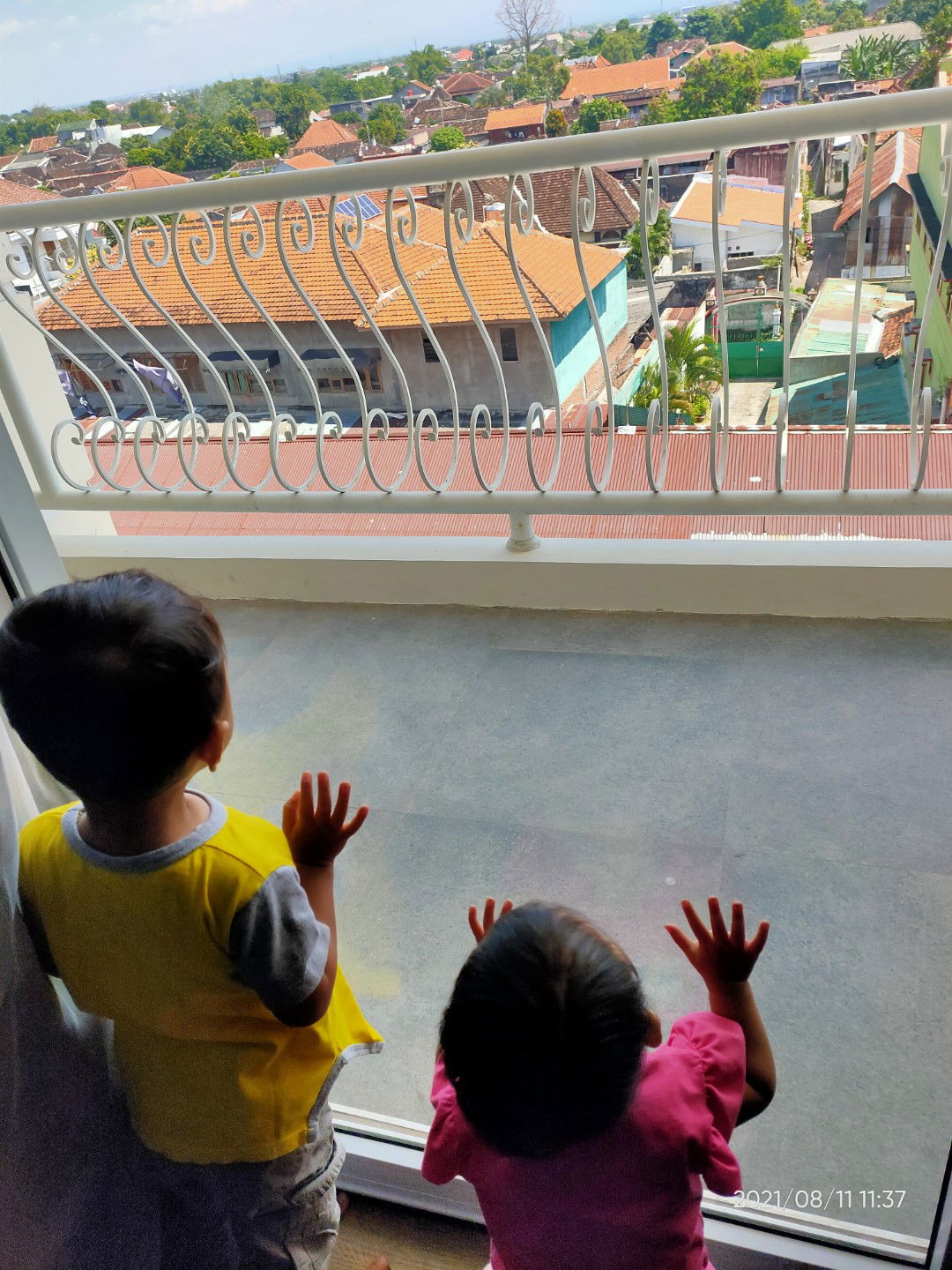 Nadya Ieffa / M yusuf Adz Dzahabi profile icon