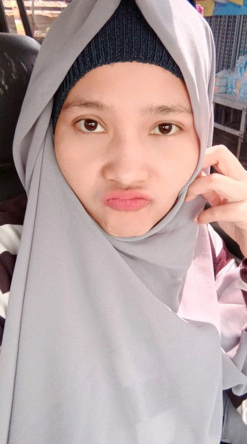 tri sartika dewi profile icon