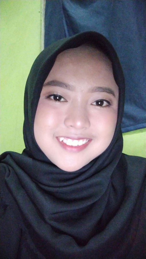 Hesti Isnani profile icon